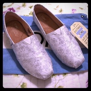 Toms ivory floral flat